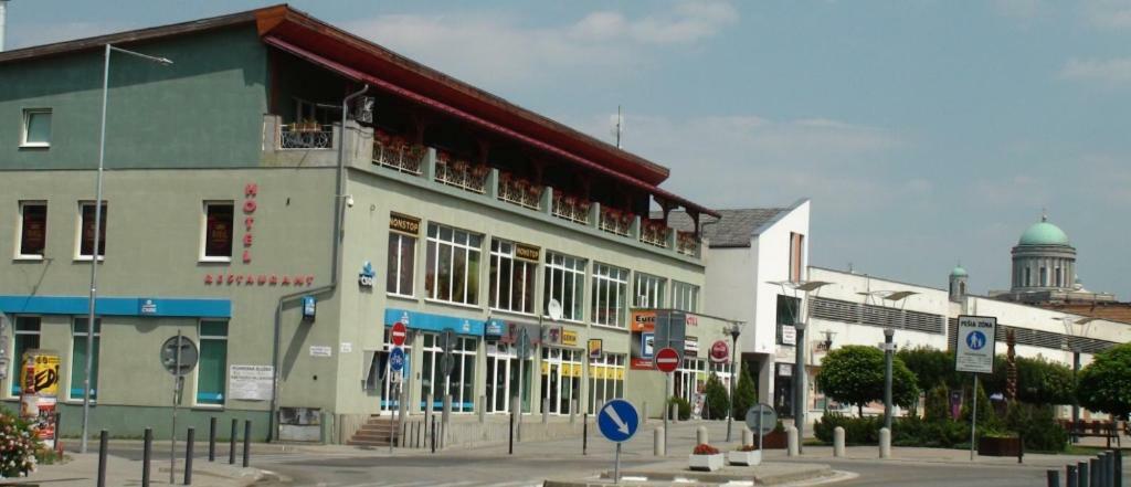 Europa Penzion Sturovo Exterior photo